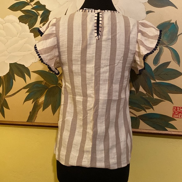 THML Embroidered Floral Top Size XS - Picture 6 of 8